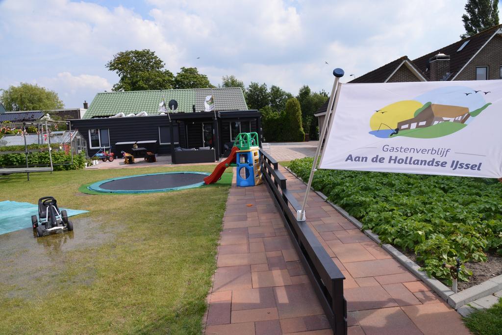 Guest House Aan De Hollandse Ijssel Montfoort Εξωτερικό φωτογραφία